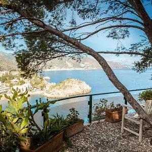 https://terrazza-isola-bella-taormina.taorminaitalyhotels.com