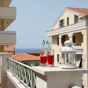 https://viona-blue-apartment.hotelsalgherosardinia.com